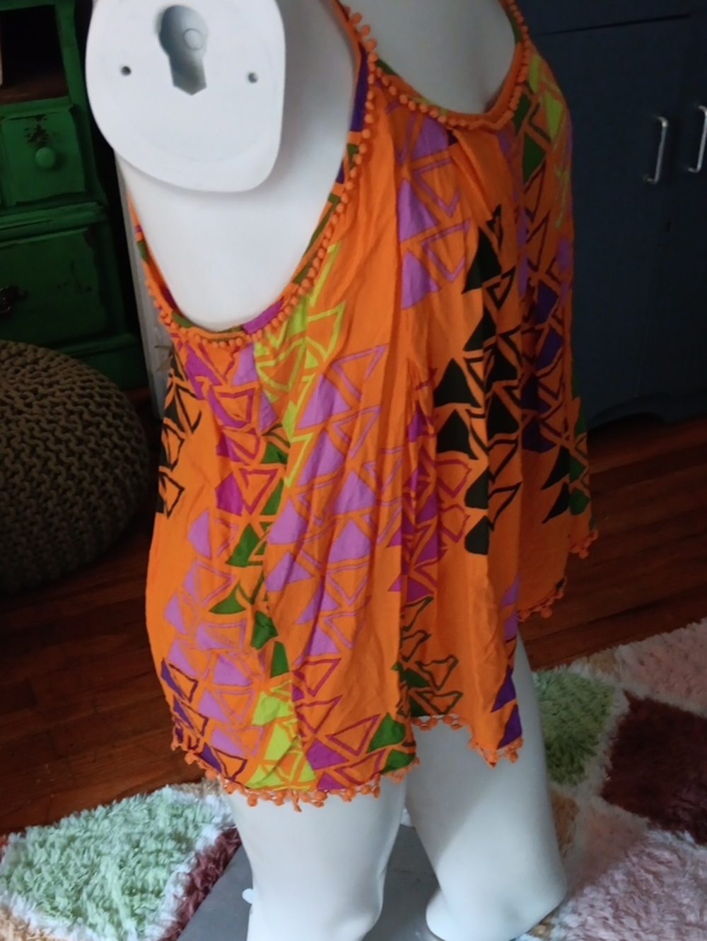 STYLUS Multicolor Geometric Tank Top - Picture 4 of 10